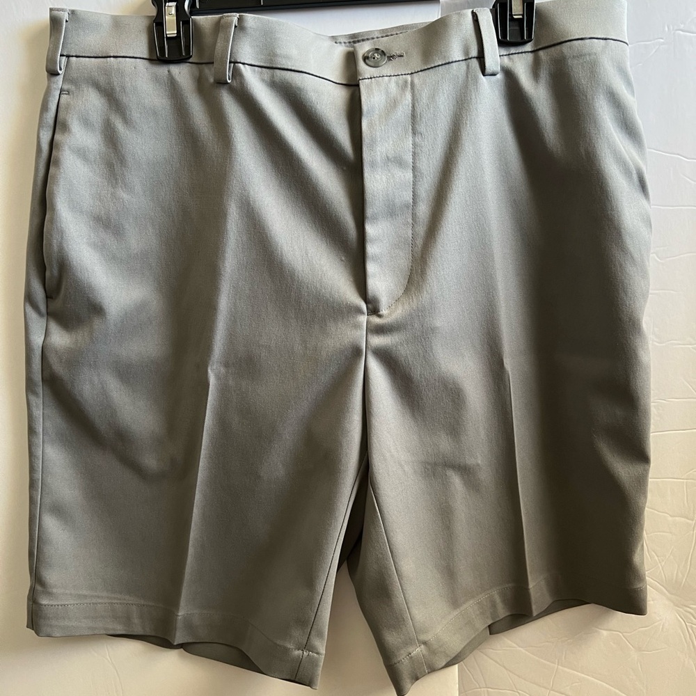 Men's Gray Shorts